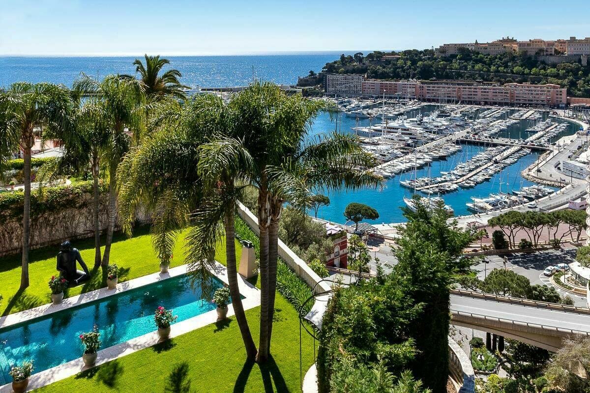 Villa Hermosa: Elegante trilocale nel Carrè d'Or - 1/7