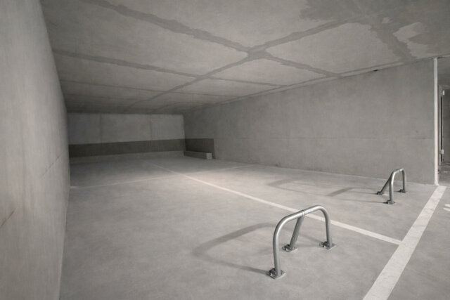 À vendre : 4 parking - VOILES DU CAP - 4/7